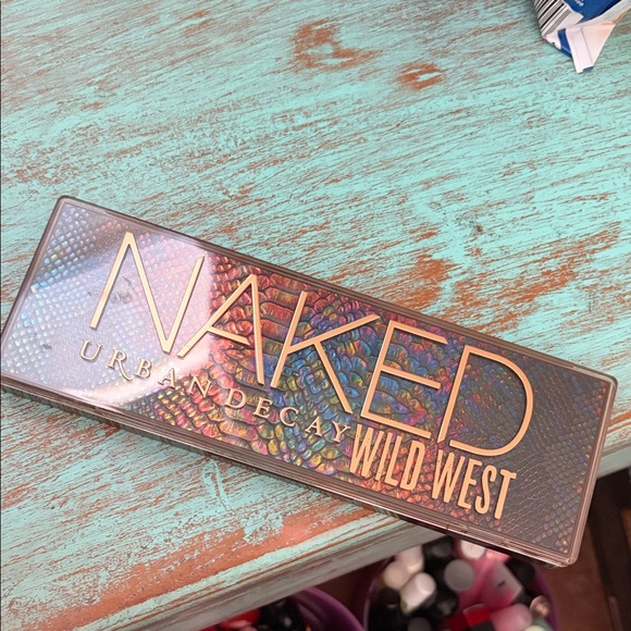 Urban Decay Naked Wild West Palette - Vibrant Hues - Picture 2 of 8